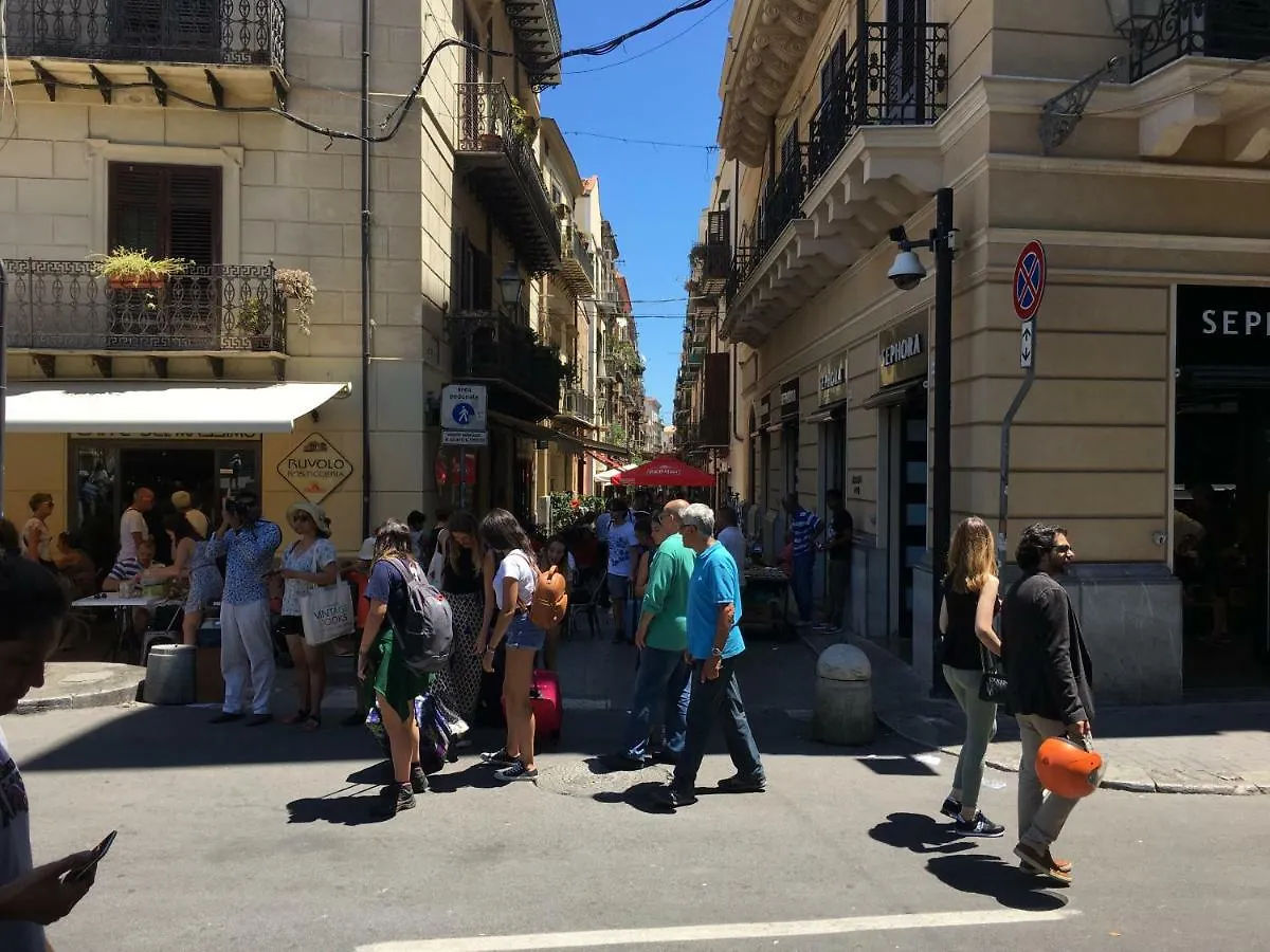 Yooroom Palermo Bed & Breakfast